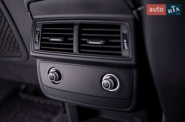 Внедорожник / Кроссовер Audi Q7 2015 в Черновцах