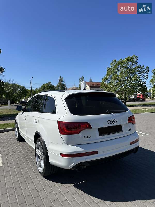 Позашляховик / Кросовер Audi Q7 2012 в Києві фото 15 Позашляховик / Кросовер Audi Q7 2012 в Києві