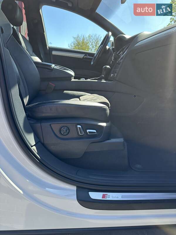 Позашляховик / Кросовер Audi Q7 2012 в Києві фото 30 Позашляховик / Кросовер Audi Q7 2012 в Києві