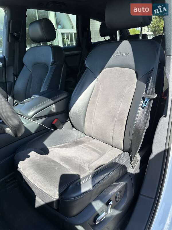 Позашляховик / Кросовер Audi Q7 2012 в Києві фото 37 Позашляховик / Кросовер Audi Q7 2012 в Києві
