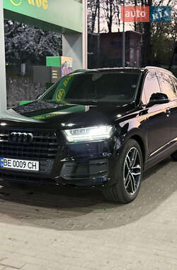 Позашляховик / Кросовер Audi Q7 2018 в Первомайську