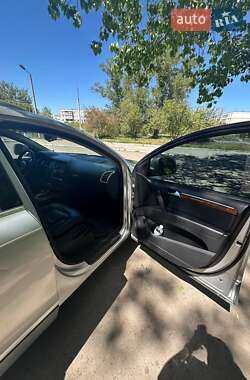 Внедорожник / Кроссовер Audi Q7 2007 в 