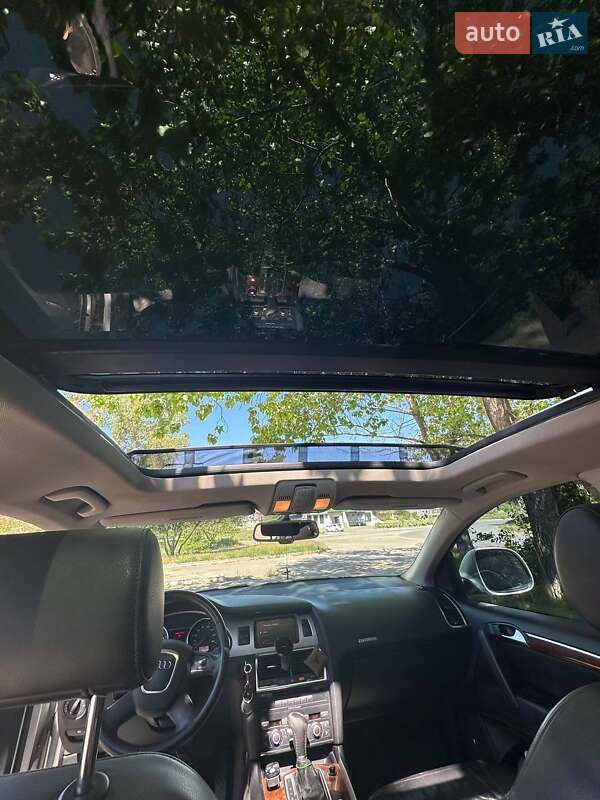 Позашляховик / Кросовер Audi Q7 2007 в Павлограді