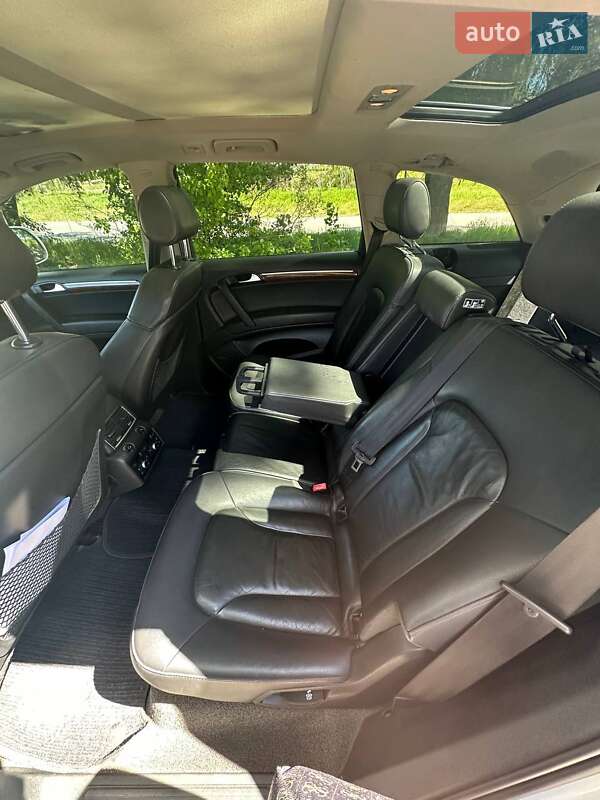 Позашляховик / Кросовер Audi Q7 2007 в Павлограді