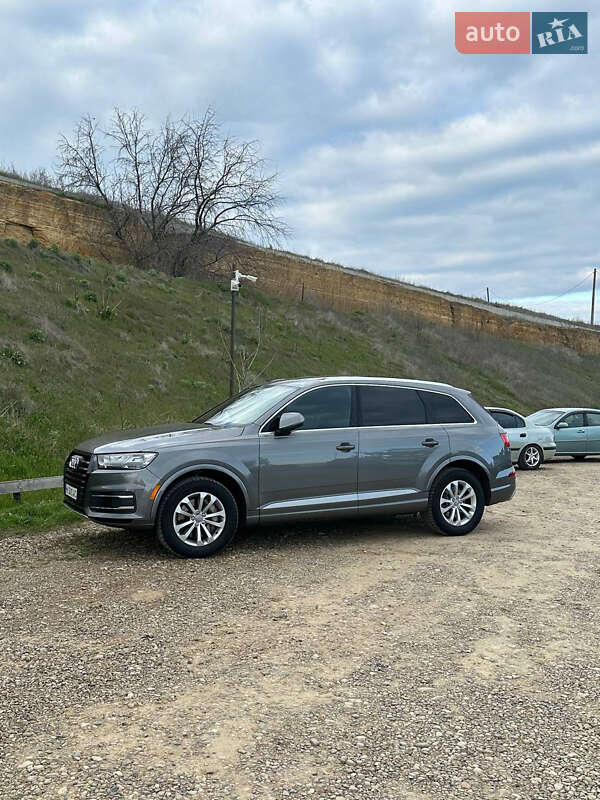 Позашляховик / Кросовер Audi Q7 2016 в Одесі