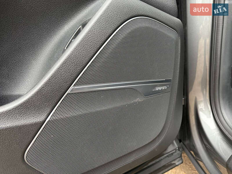 Позашляховик / Кросовер Audi Q7 2016 в Одесі
