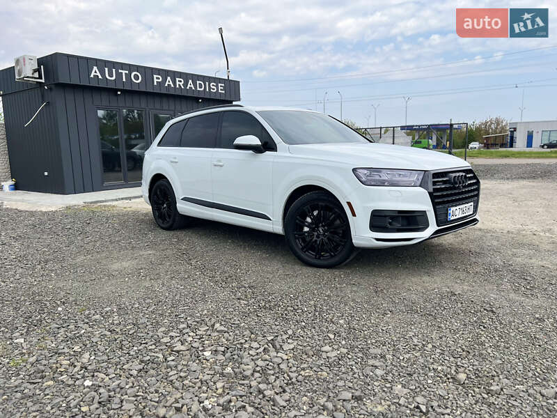 Внедорожник / Кроссовер Audi Q7 2017 в Луцке