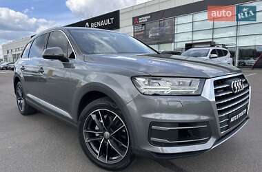 Внедорожник / Кроссовер Audi Q7 2016 в Киеве