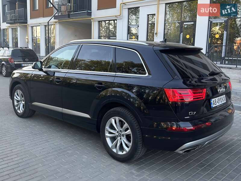 Внедорожник / Кроссовер Audi Q7 2016 в Виннице