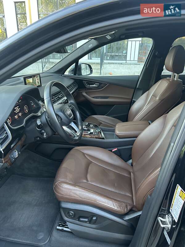 Внедорожник / Кроссовер Audi Q7 2016 в Виннице