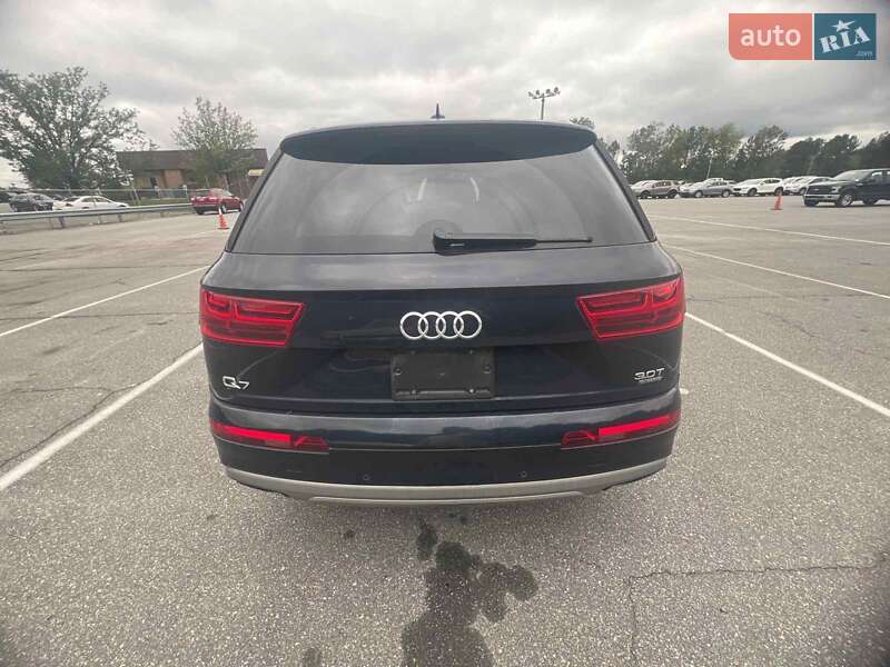 Внедорожник / Кроссовер Audi Q7 2016 в Виннице