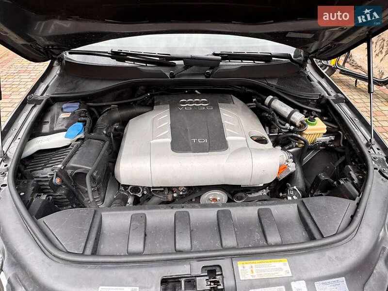 Внедорожник / Кроссовер Audi Q7 2011 в Вижнице
