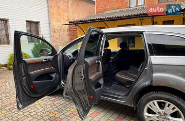 Внедорожник / Кроссовер Audi Q7 2011 в 
