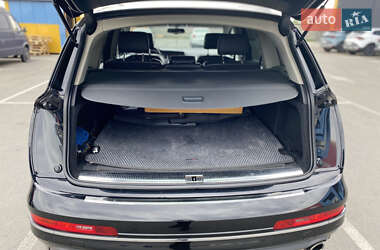 Внедорожник / Кроссовер Audi Q7 2014 в 