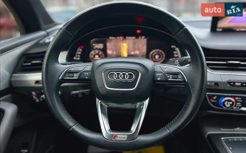 Позашляховик / Кросовер Audi Q7 2015 в Львові