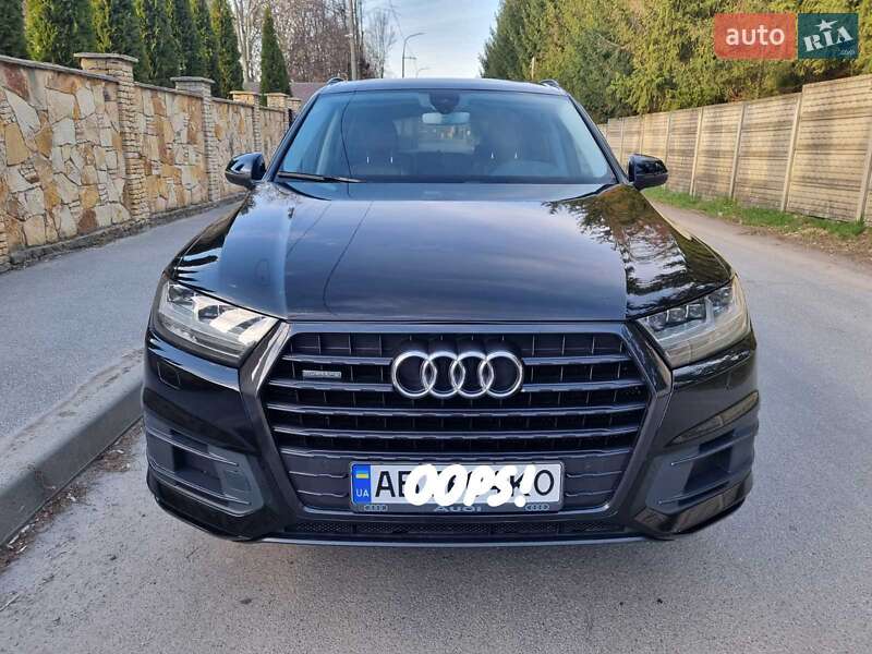 Внедорожник / Кроссовер Audi Q7 2016 в Виннице