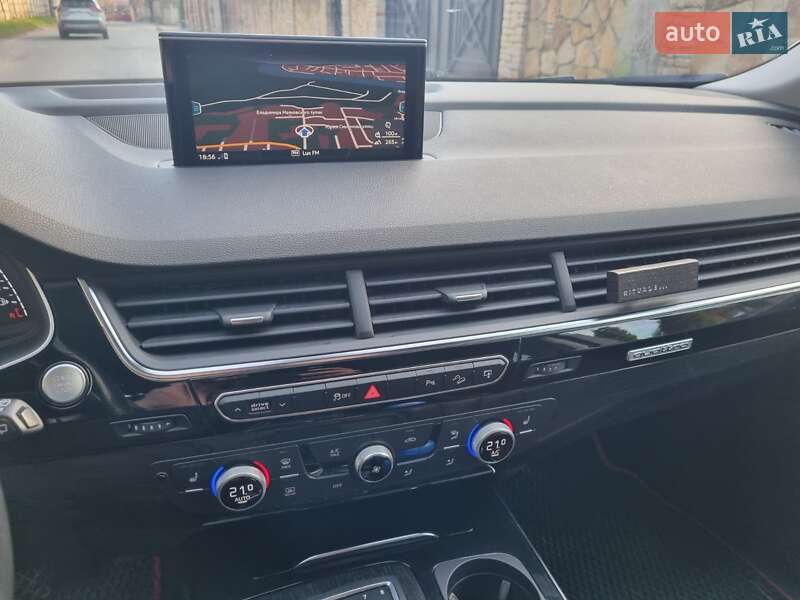 Внедорожник / Кроссовер Audi Q7 2016 в Виннице