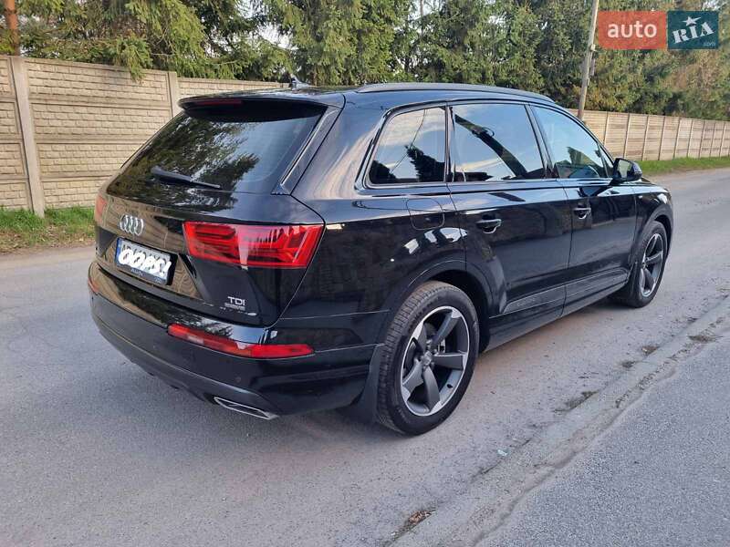 Внедорожник / Кроссовер Audi Q7 2016 в Виннице