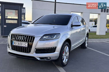 Внедорожник / Кроссовер Audi Q7 2009 в 