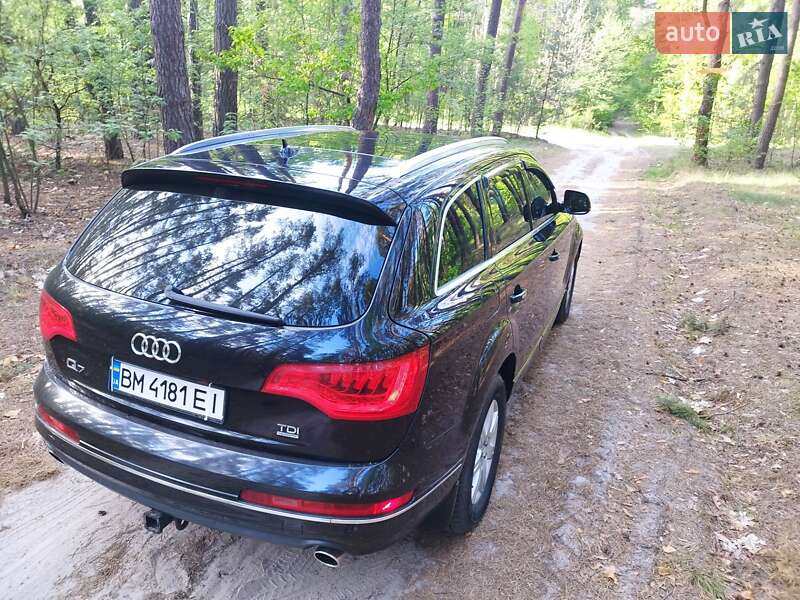 Позашляховик / Кросовер Audi Q7 2010 в Охтирці
