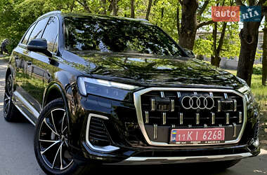 Внедорожник / Кроссовер Audi Q7 2022 в Виннице