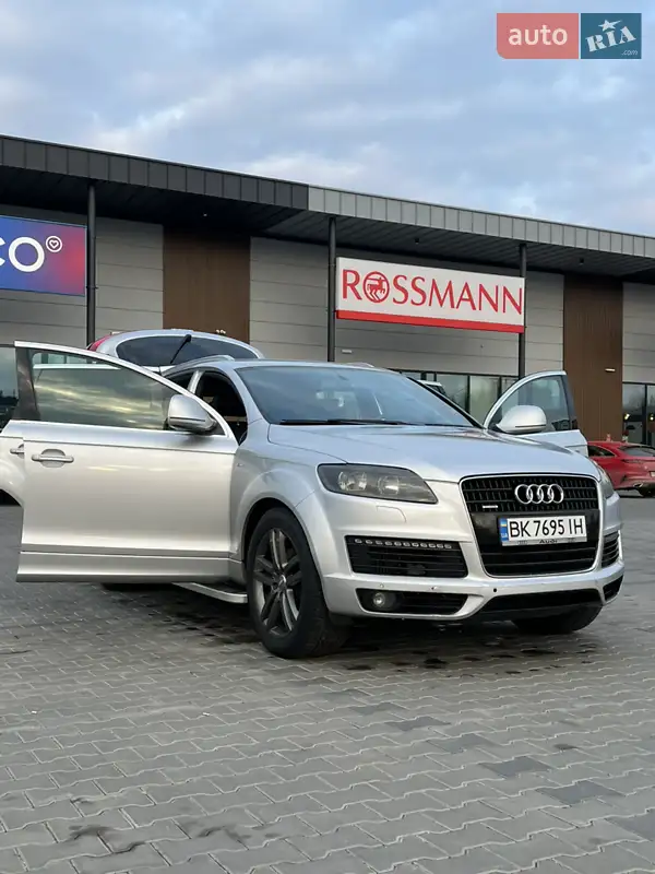 Audi Q7
