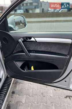 Внедорожник / Кроссовер Audi Q7 2007 в Луцке