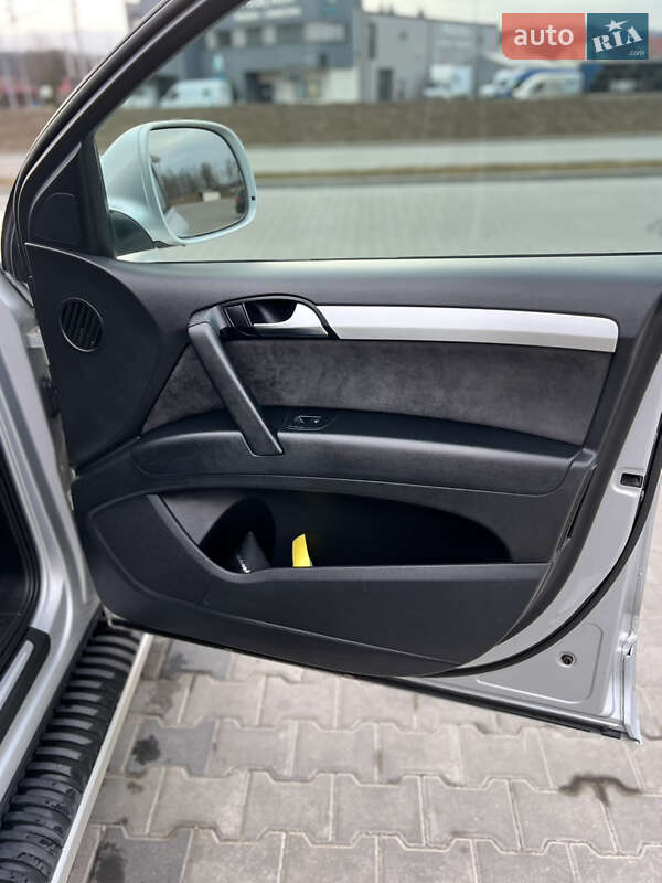 Позашляховик / Кросовер Audi Q7 2007 в Луцьку фото 19 Позашляховик / Кросовер Audi Q7 2007 в Луцьку
