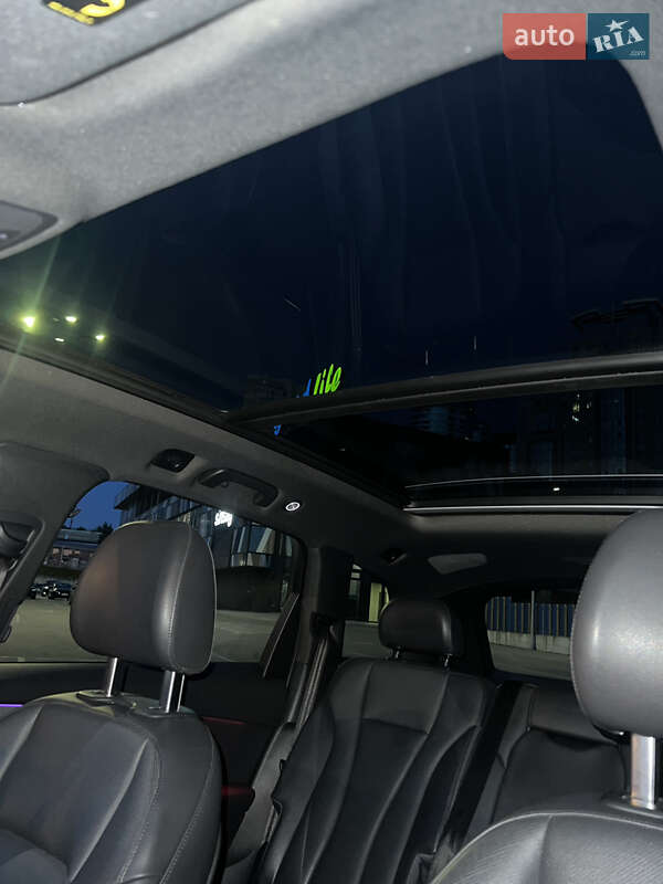 Внедорожник / Кроссовер Audi Q7 2016 в Киеве