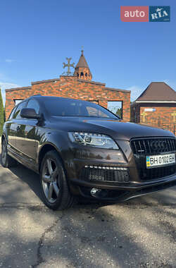 Позашляховик / Кросовер Audi Q7 2015 в Одесі
