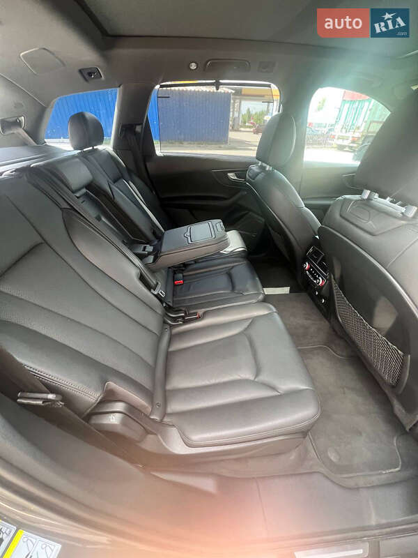 Внедорожник / Кроссовер Audi Q7 2017 в Киеве фото 15 Внедорожник / Кроссовер Audi Q7 2017 в Киеве