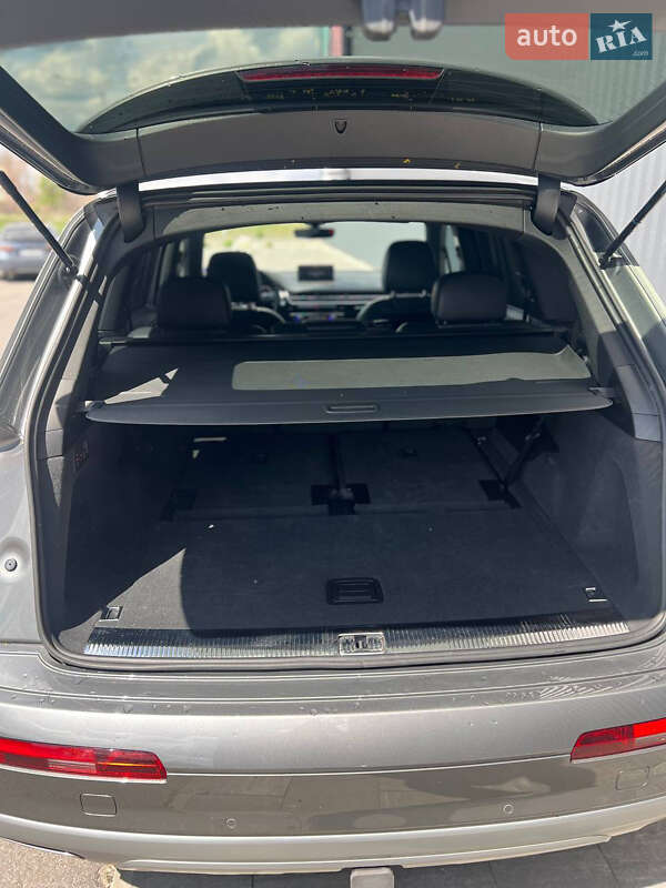 Внедорожник / Кроссовер Audi Q7 2017 в Киеве фото 19 Внедорожник / Кроссовер Audi Q7 2017 в Киеве