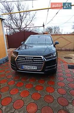 Позашляховик / Кросовер Audi Q7 2017 в Ананьїві