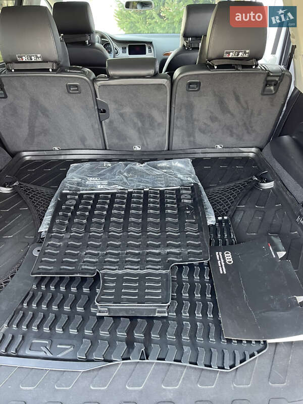 Внедорожник / Кроссовер Audi Q7 2014 в Прилуках