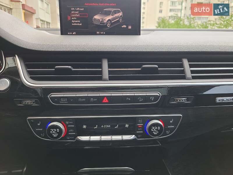 Внедорожник / Кроссовер Audi Q7 2015 в Виннице