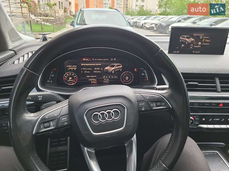 Внедорожник / Кроссовер Audi Q7 2015 в Виннице