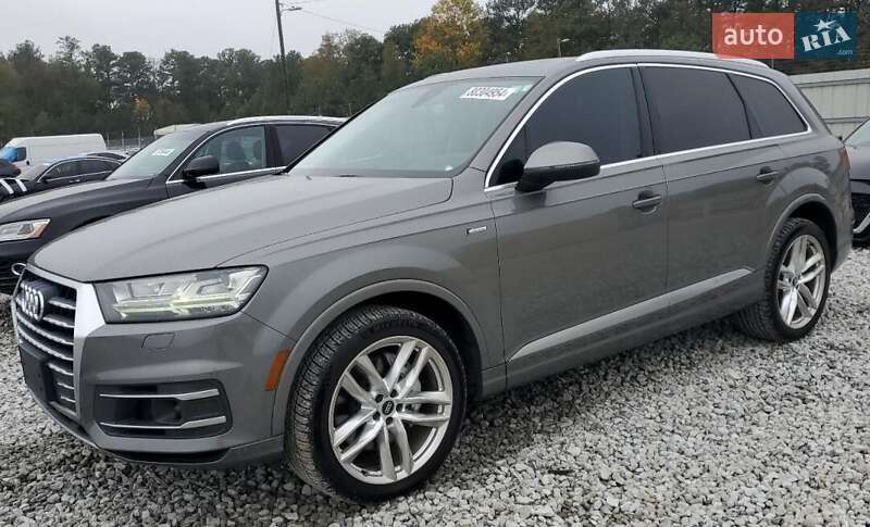 Внедорожник / Кроссовер Audi Q7 2015 в Виннице