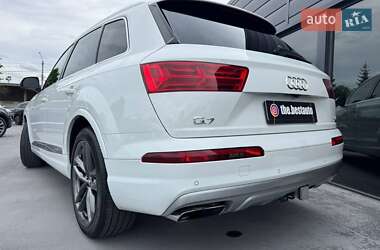 Внедорожник / Кроссовер Audi Q7 2017 в 