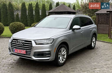 Позашляховик / Кросовер Audi Q7 2016 в 