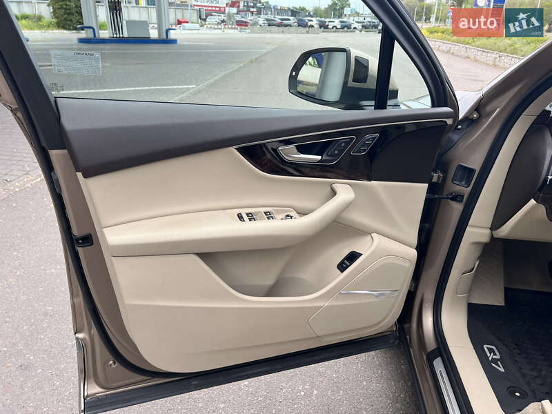 Внедорожник / Кроссовер Audi Q7 2018 в Запорожье