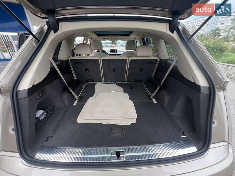 Внедорожник / Кроссовер Audi Q7 2018 в Запорожье