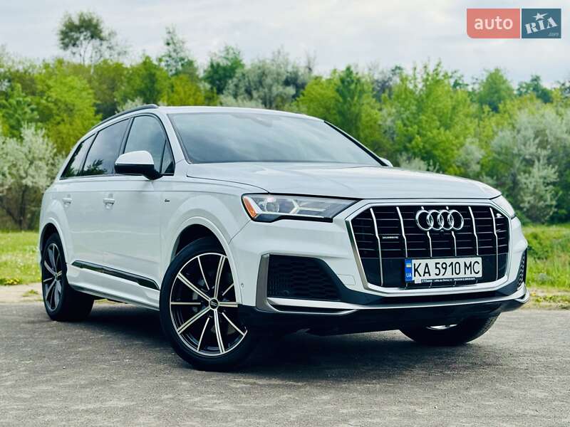 Внедорожник / Кроссовер Audi Q7 2022 в Днепре