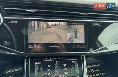 Позашляховик / Кросовер Audi Q7 2022 в 