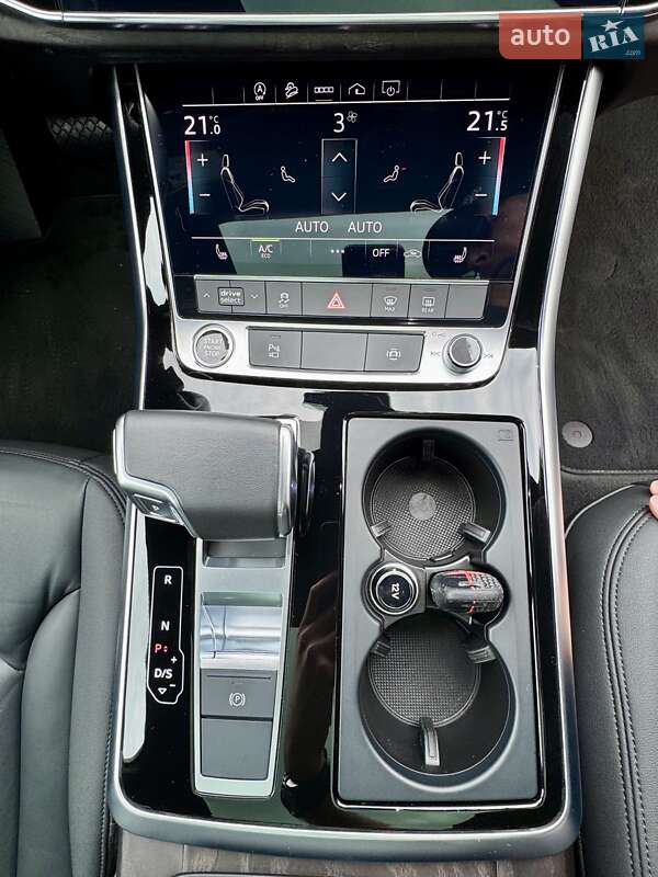 Внедорожник / Кроссовер Audi Q7 2022 в Днепре
