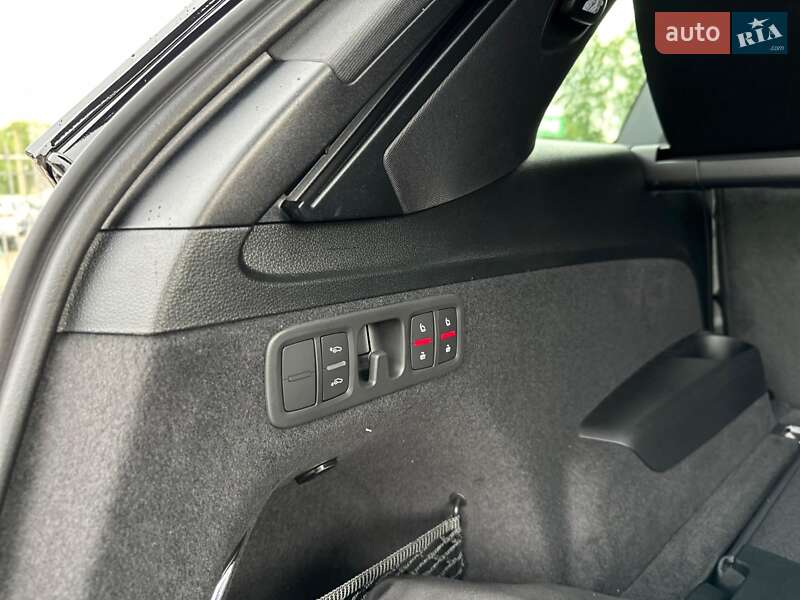 Внедорожник / Кроссовер Audi Q7 2025 в Киеве