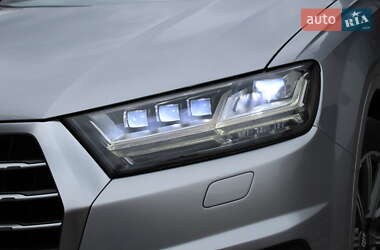 Внедорожник / Кроссовер Audi Q7 2016 в Ровно