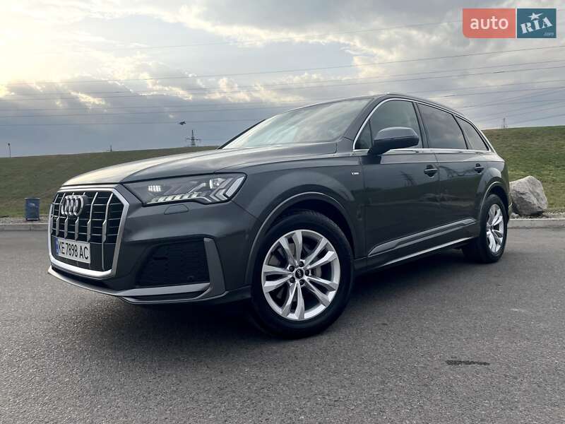 Audi Q7 2023