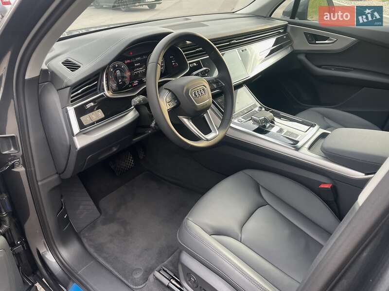 Позашляховик / Кросовер Audi Q7 2023 в Дніпрі фото 21 Позашляховик / Кросовер Audi Q7 2023 в Дніпрі