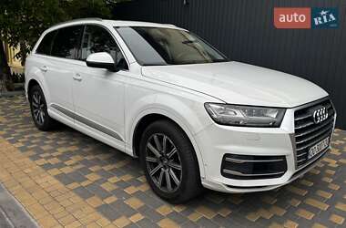 Внедорожник / Кроссовер Audi Q7 2018 в 
