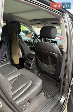 Внедорожник / Кроссовер Audi Q7 2012 в 